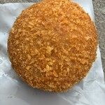 平岡精肉店 - コロッケ