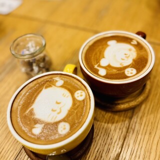 カフェツムリ_1