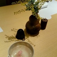なにわ料理 有 - まずはお茶を　春ですね～♬