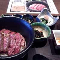 御曹司 松六家 - ランチ　牛ひつまぶし1500円なり～(≧∇≦)b