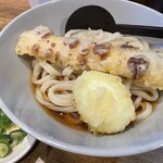 鶴田昆布店 - 料理写真:ちく玉天ぶっかけうどん冷　720円税込