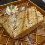 ミッテラン三世 - 