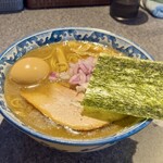 Japanese Noodles Pavilion ronron - 料理写真:特製煮干し中間そば