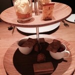 Point - タワーオードブル