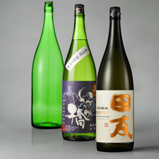 神奈川県の日本酒をはじめ、全国から厳選してお届け