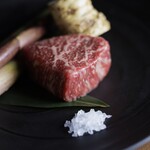 塩とダシ たいち - 道産牛の炙り