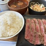 佰食屋 - 