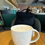 スターバックスコーヒー - ドリンク写真:■Tall イングリッシュ ブレックファスト ティー ラテ ¥550
マグに変更 (+0円)
シロップ少なめ (+0円)