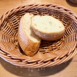 北千住 ビストロ男前 - パン