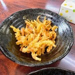 手打ちうどん ムサシ - サービスの野菜天かす