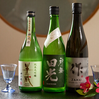 三重の地酒や焼酎が充実。季節ごとに変わる味わいをぜひ