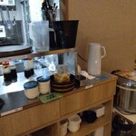 鉄板焼肉とジンギスカンぼんた - おかわり自由コーナー