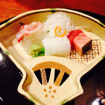 和 あすか - 本鮪ひっさげ赤身、皮炙り、アオリイカ、天然真鯛の昆布〆