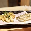 天ぷらと日本酒 明日源 - 北海道わかさぎ天 タラの芽天 ふきのとう天