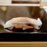 鮨みなと - 〆さば