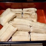 うなぎ料理 あつみ - かさね白重　拡大 