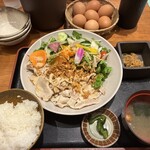 本町 地酒や わだち - 