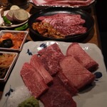 和牛一頭買い 焼肉ホルモン黒野 - 