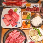 和牛一頭買い 焼肉ホルモン黒野 - 
