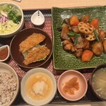 大戸屋 - 料理写真: