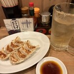 円頓寺ぎょうざ関山 - 