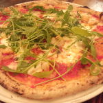 No.9 byセコンダ バンビーナ - ピザ:イゾラロッソ