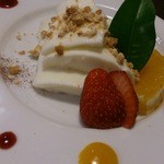 チャイニーズレストラン カレン - デザート　杏仁豆腐