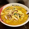 函館麺屋 ゆうみん - 函館チャンポン。野菜や肉や海鮮の具だくさんにピリ辛スープが後を引きます。