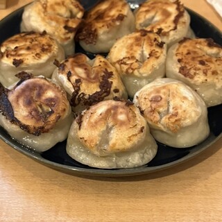 餃子とお酒 ライフイズグッド_1