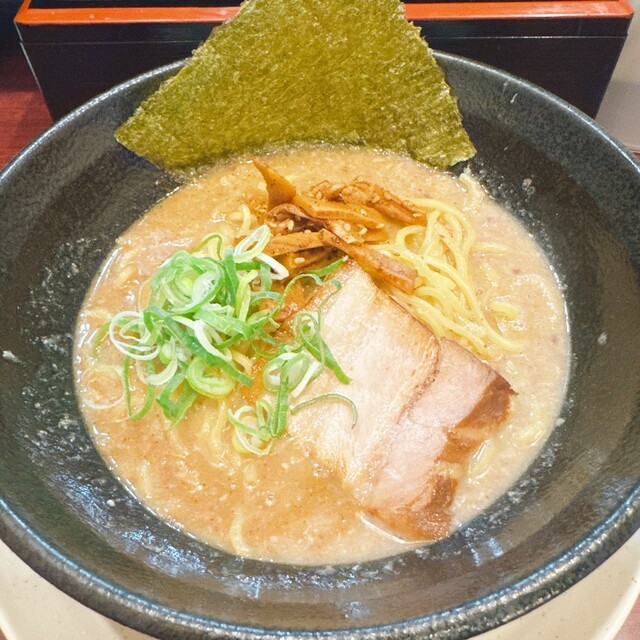 らーめん一八 日本橋店 - 近鉄日本橋/ラーメン | 食べログ