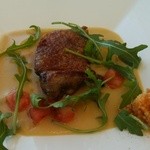 代官山ASO チェレステ - 燻製にかけたホロホロ鳥のロースト
      ヒヨコ豆のソースとクスクスを添えて