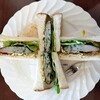 亜羅琲珈 - とびとびサンド　とびうおミンチの揚物サンド