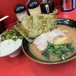横浜らーめん 山本家 - 