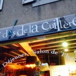 Le Dos de la Cuillère - 