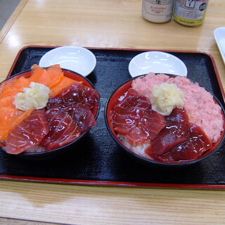 朝市新鮮広場うおすい_1