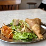 パスタとクレープ食堂 ノンナ - セットのラペ・サラダ・ミニクレープ（ハムサラダ）