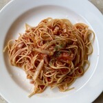 パスタとクレープ食堂 ノンナ - トマトベーコンパスタ