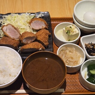 とんかつは飲み物。_0