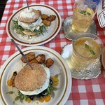 魔女のちいさな森のハンバーガー - 