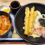 資さんうどん - 料理写真: