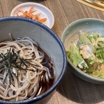 焼肉 手打ちそば 栄養亭 - 蕎麦が本格的すぎて顎が外れた