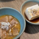 焼肉 手打ちそば 栄養亭 - モツ煮と豆腐