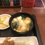 松屋 - 料理写真:豆腐たっぷり味噌汁です