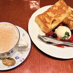 CAFE AALIYA - カフェオレと