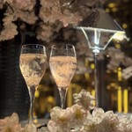 トゥ・ザ・ハーブズ - メイン写真: