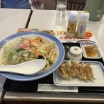 リンガーハット - 料理写真:
