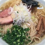 らぁめん 喜乃壺 - 煮干し塩 大盛 中太麺  直火焼豚