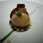 レフェルヴェソンス - 定点～丸ごと火入れした蕪とイタリアンパセリのエミュルション、バスク黒豚のジャンボンセック＆ブリオッシュ