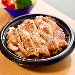 ローストチキン専門店 鳥周 - 料理写真: