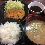 駒ヶ岳サービスエリア（上り） フードコート - 味噌カツ定食…800円